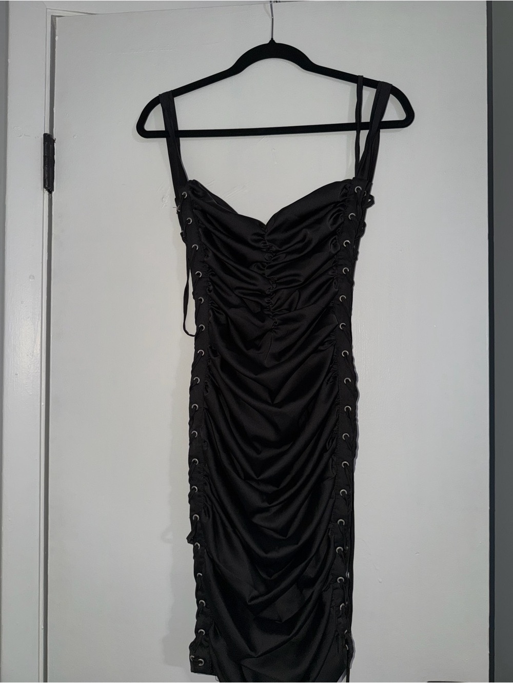 Black Ruched Lace-Up Bodycon Dress - Brand: